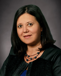 headshot of a woman